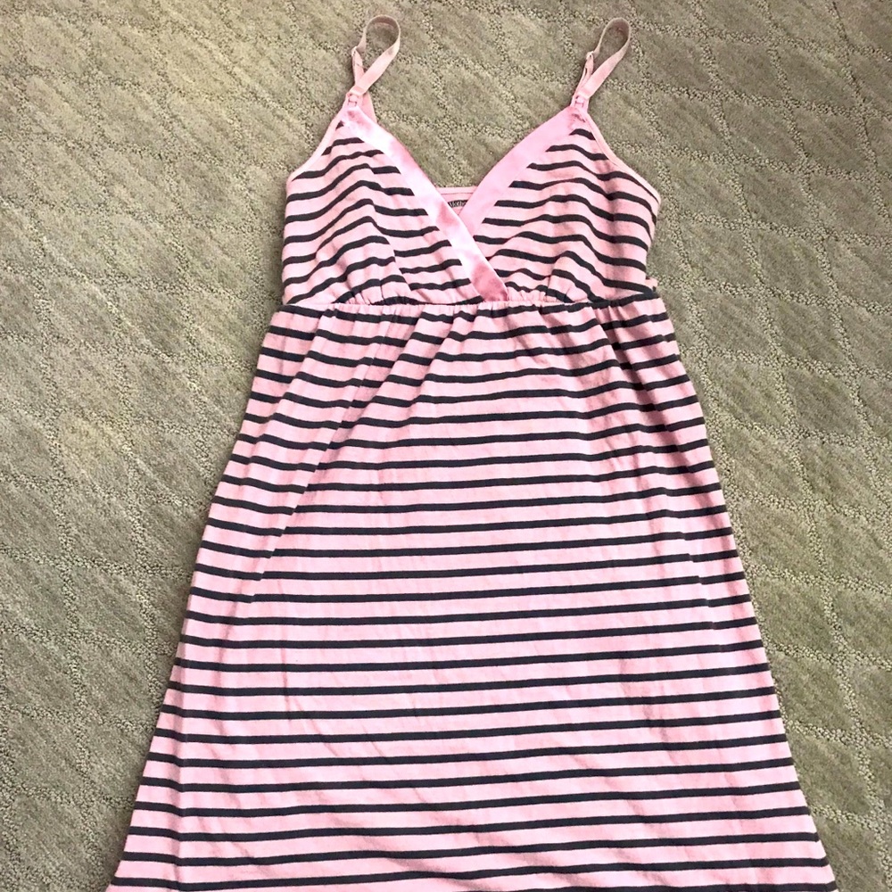 Motherhood Maternity nursing pajamas